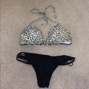 Victoria’s Secret Bikini Top M Bottom S
